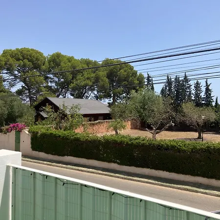 Holiday home Adosado Jardin 1 *